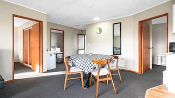 Luxury Apartment, 3 Bedrooms, Kitchenette | Living area