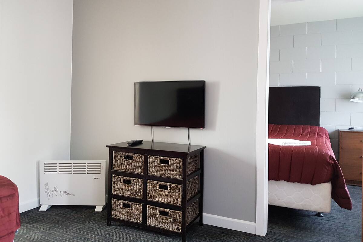 Family Apartment, 1 Bedroom, Kitchen | Living area | 32-inch LCD TV with premium TV channels, TV