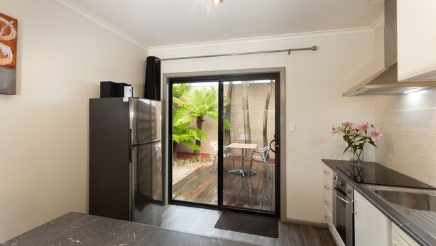 Deluxe Apartment - Short Stays Gippsland (Trafalgar)