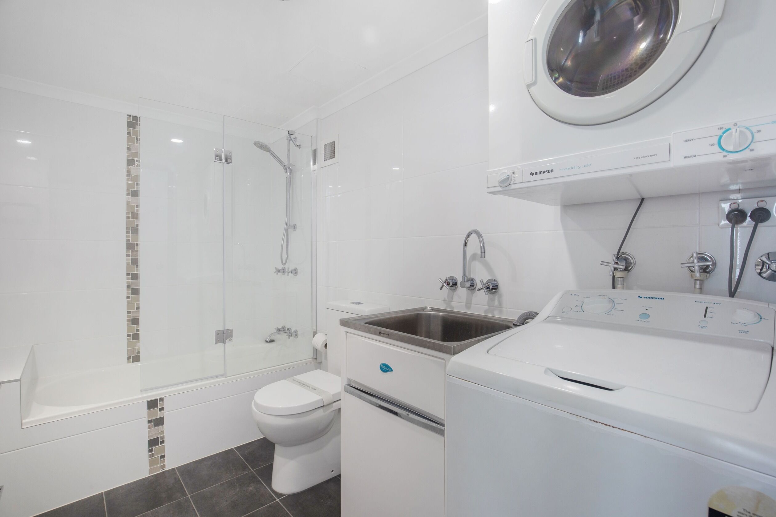 Pelican Sands Beach Resort — image 11