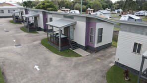 Cabin, 2 Bedrooms | Terrace/patio - The Bowlo Holiday Cabins (Evans Head)