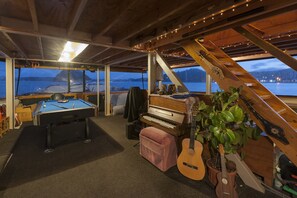 Billiards - The Rock Adventure Cruise (Paihia)