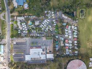 Tennis court - Ingenia Holidays Sydney Hills (Dural)