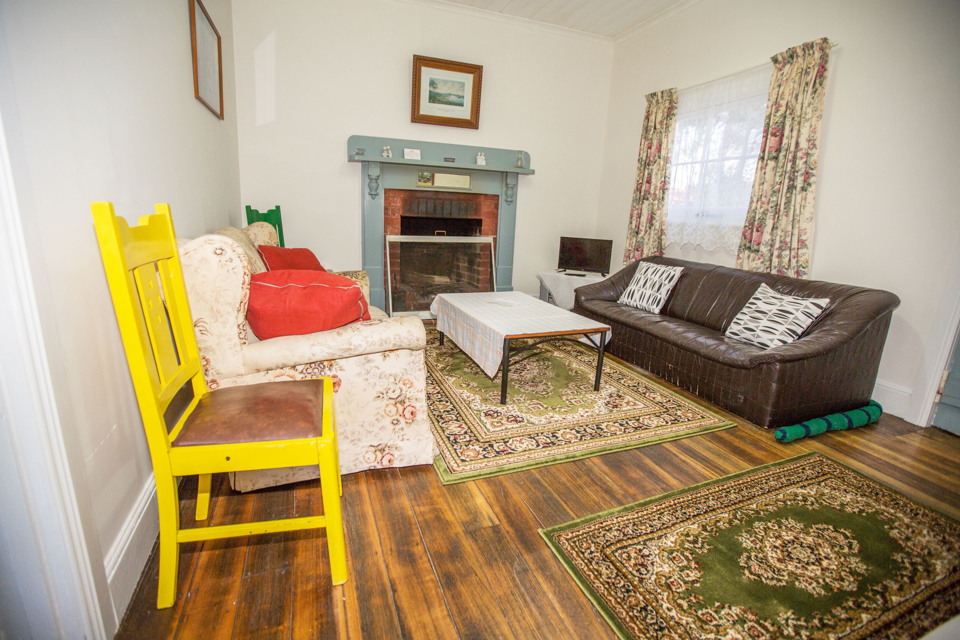 Family Cottage, 2 Bedrooms, Non Smoking, Kitchen | Living room