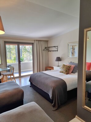 Suite familiar (Verandah) | Ropa de cama de alta calidad, edredón y camas con pillow-top 