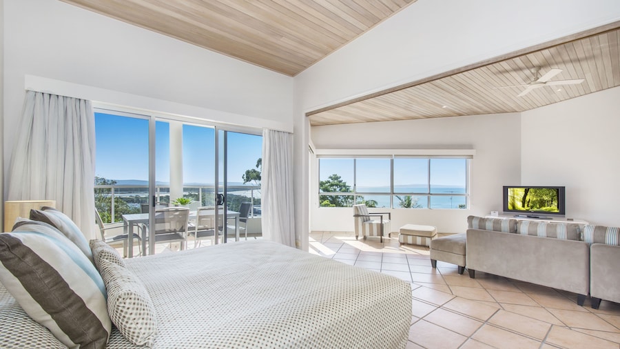 The Lookout Resort
