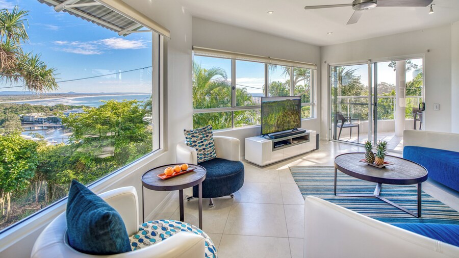 The Lookout Resort