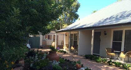 Hahndorf Oak Tree Cottages