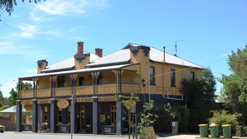 Facciata della struttura