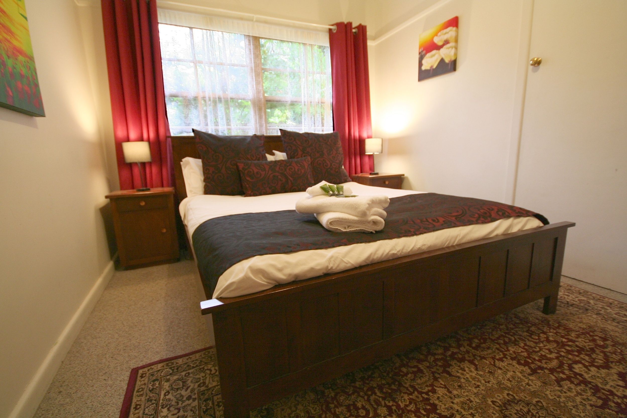 Tudor Cottages Mt Dandenong — image 7