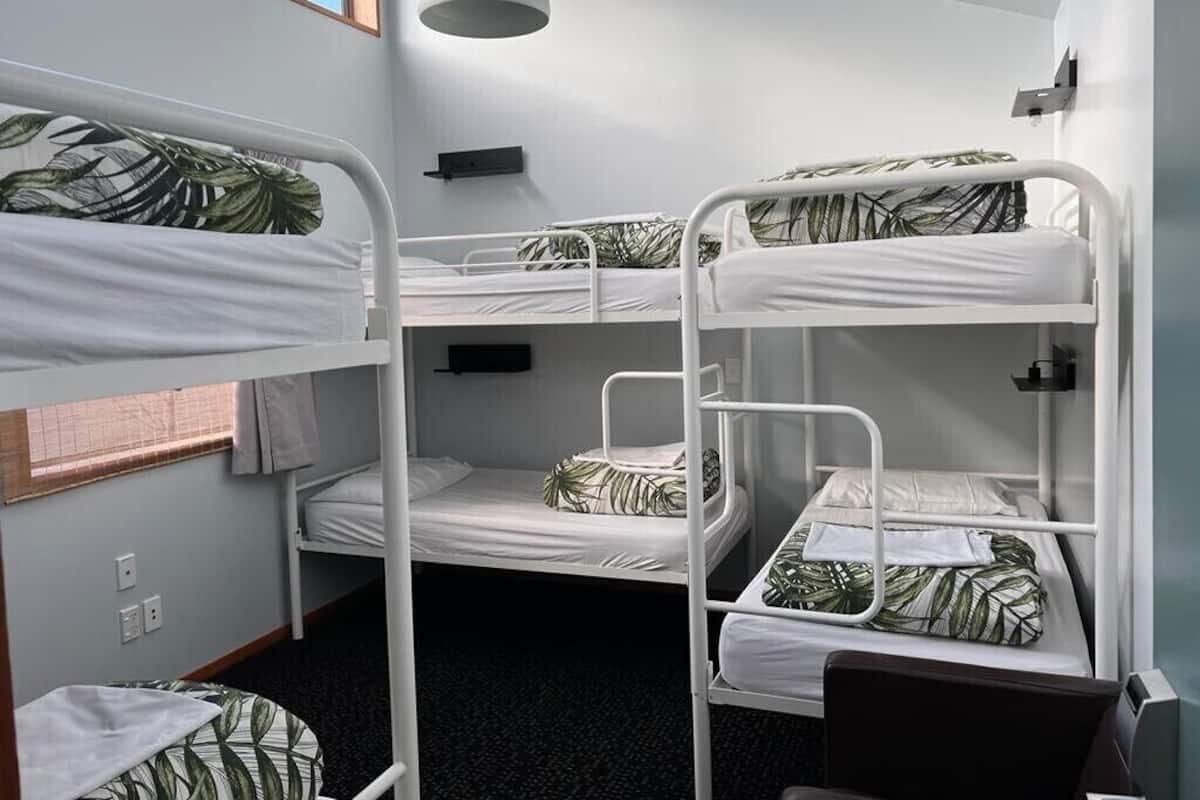 Dormitorio compartido estándar, no fumadores, baño compartido (Female Dorm Room) | Vistas desde la habitación