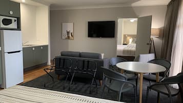 Family Double Room, Non Smoking, Kitchenette (2Bd Family)