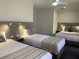 Family Double Room, Non Smoking, Kitchenette (2Bd Family) | 1 bedroom, pillowtop beds, individually furnished, laptop workspace