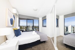 Three Bedroom Superior Water View Apartment | 1 bedroom, individually decorated, individually furnished, desk