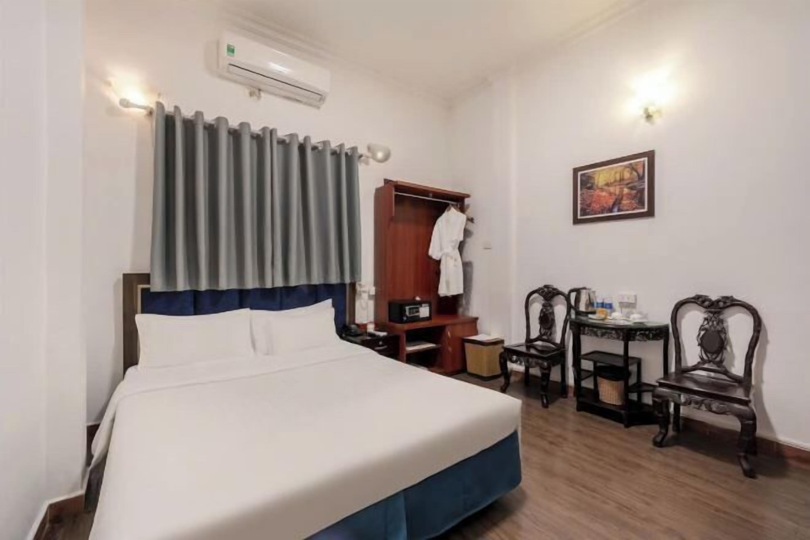 Minibar, in-room safe, blackout drapes, iron/ironing board