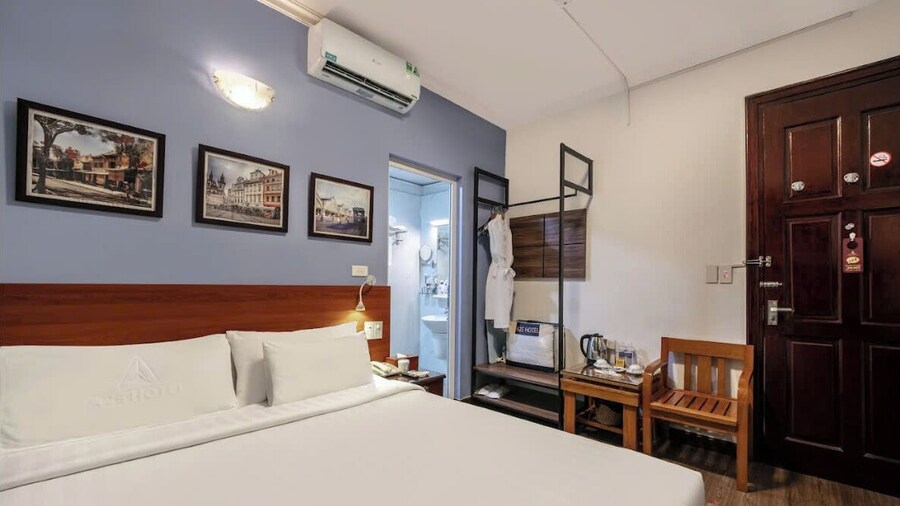 A25 Hotel - Doi Can 2