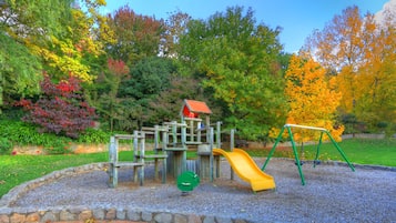 Außen-Kinderspielplatz