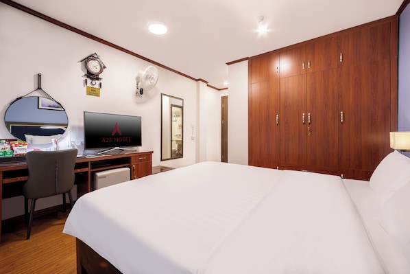 Chambre supĂ©rieure double | Minibar, coffre-fort, rideaux dâobscurcissement