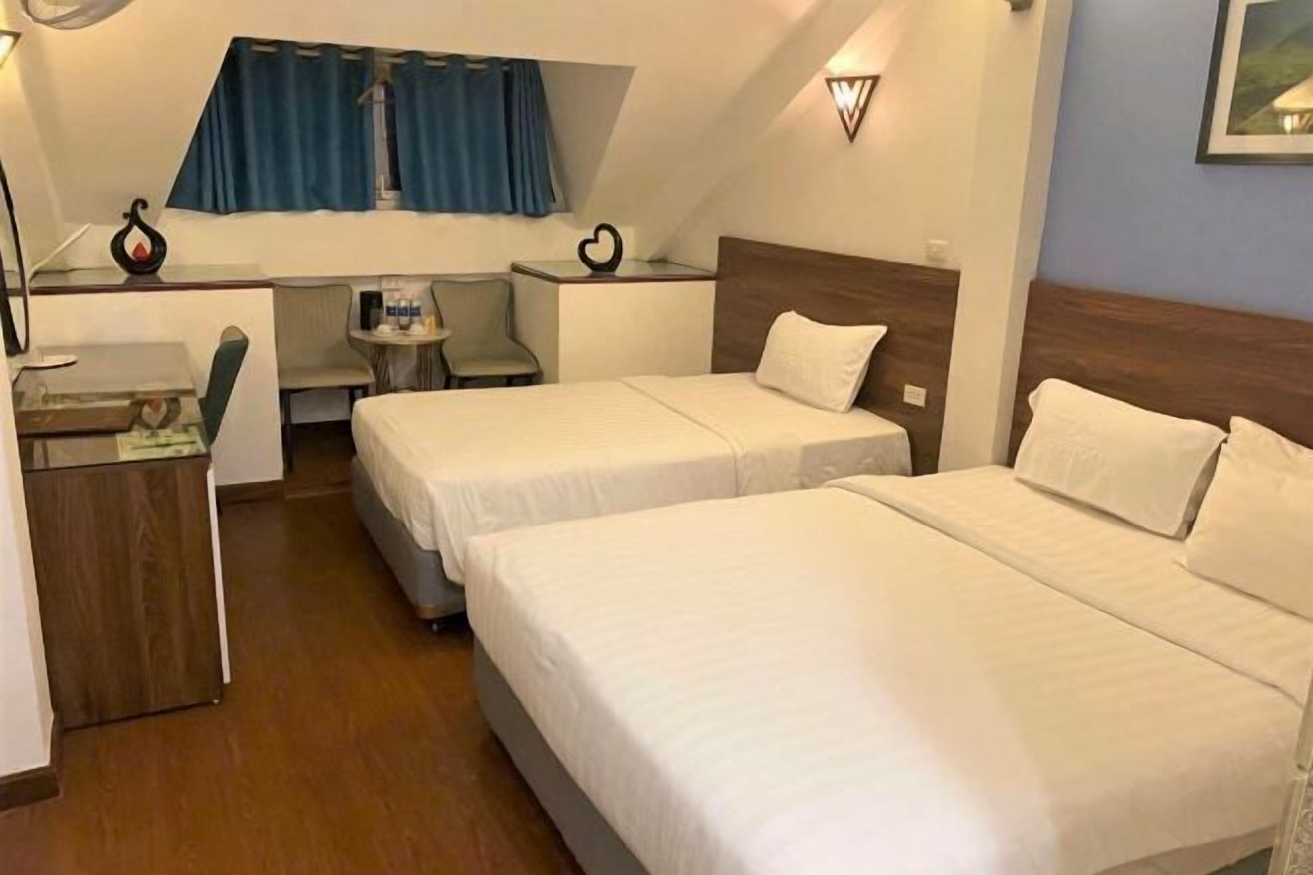 Minibar, két bảo mật tại phòng, màn/rèm cản sáng 