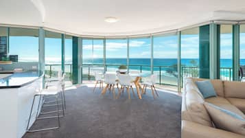 2 Bedrooms Ocean View | Living area | 55-inch Smart TV with satellite channels, TV, pay movies