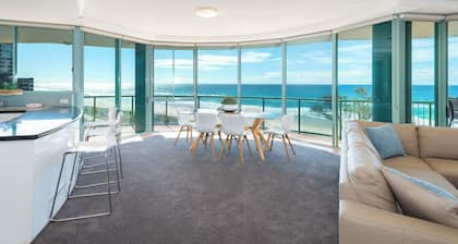 The Waterford on Main Beach