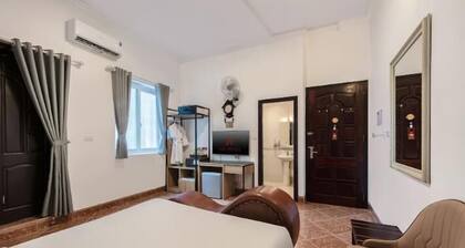 A25 Hotel - Doi Can 1