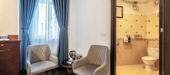 A25 Hotel - Doi Can 1