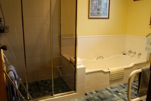 Standard Apartment, 1 Bedroom (Cornwall Cottage) | Bathroom shower - Cornwall Cottage (Cambridge)