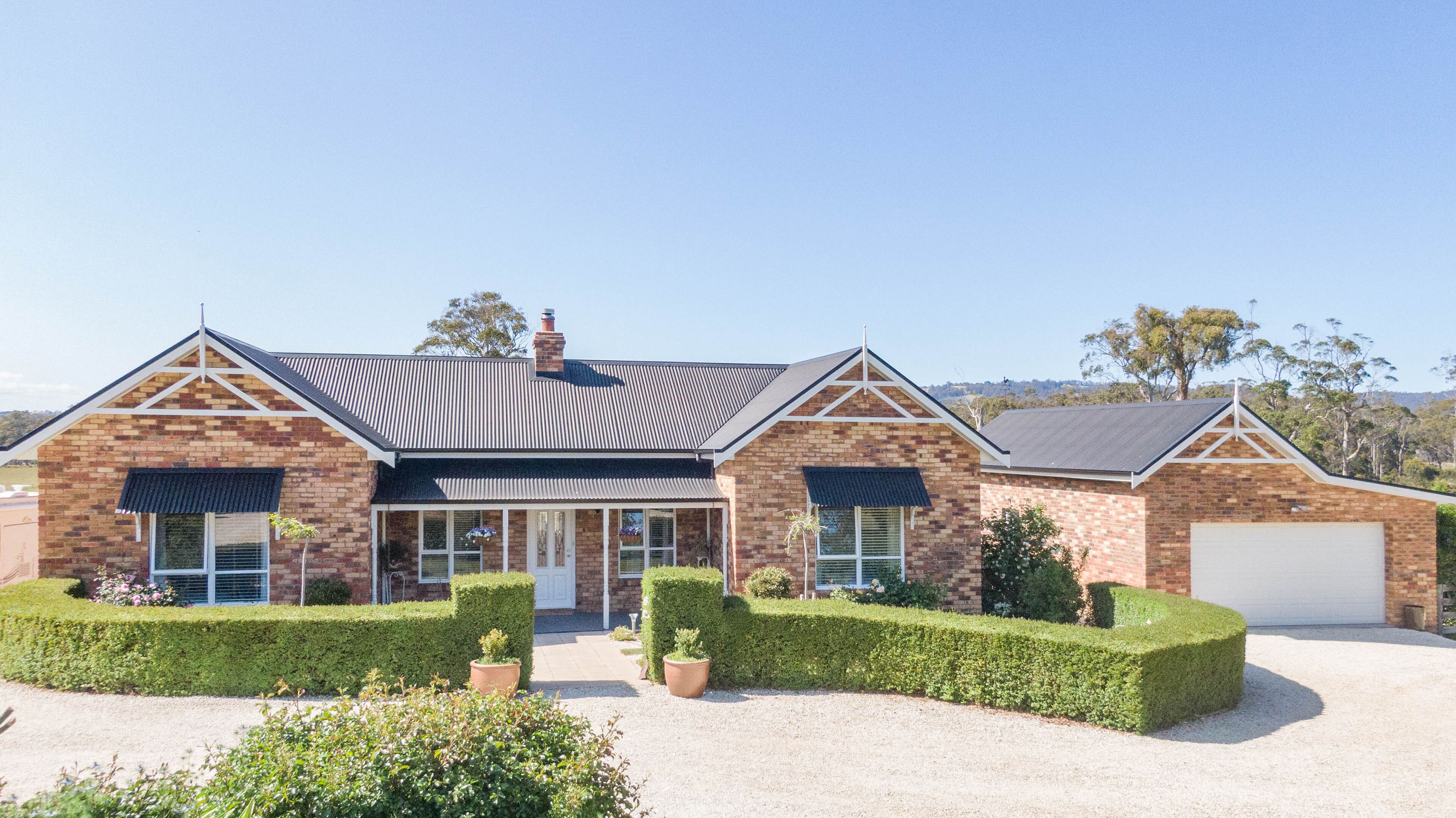 Hazelcreek Cottages — image 13