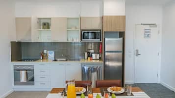 Værelse - 1 soveværelse (Residence) | 1 soveværelse, premium-sengetøj, pengeskab på værelset, skrivebord