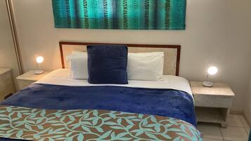 Individually decorated, individually furnished, laptop workspace