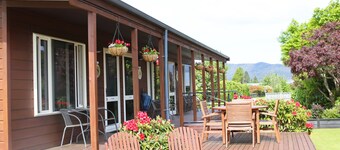 Blue Ridge Studios and Bed & Breakfast