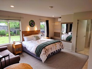 Estudio superior, no fumadores, cocina básica (Tui Room) | Ropa de cama de alta calidad y decoración individual