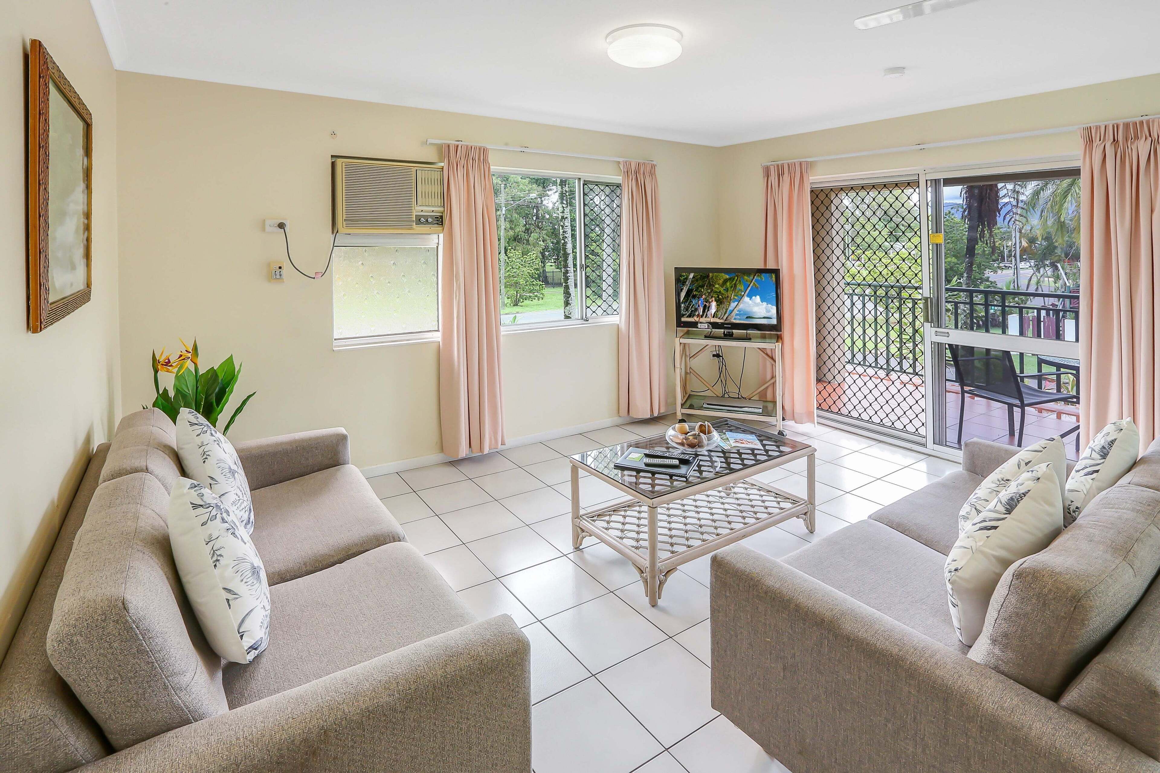 Koala Court Holiday Apartments — image 6