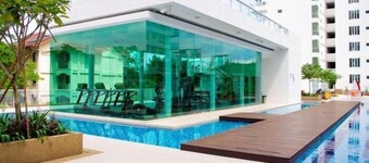 Brunsfield Embassyview Condosuite