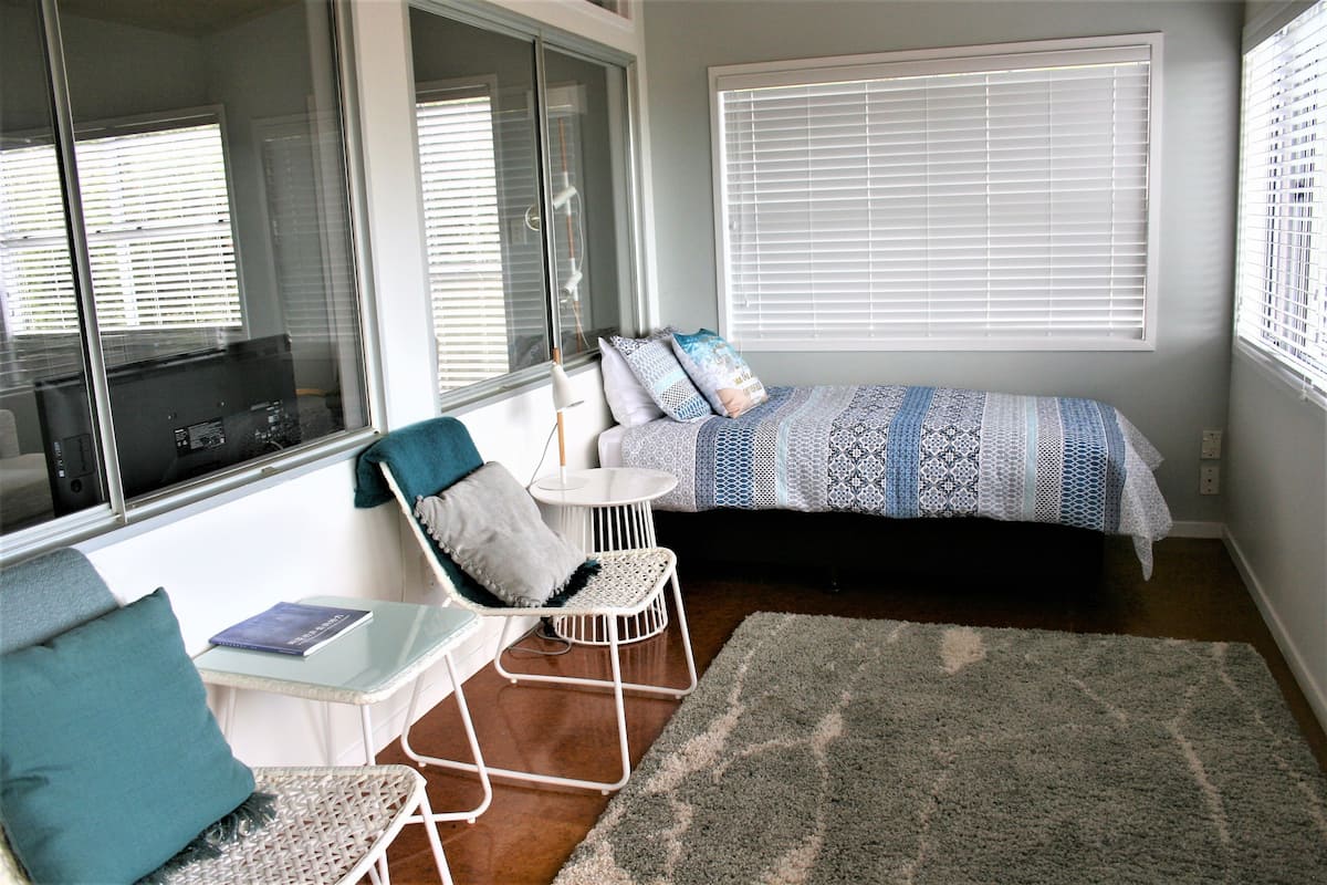 beach apartment | 1 bedroom, blackout curtains, iron/ironing board, bed sheets