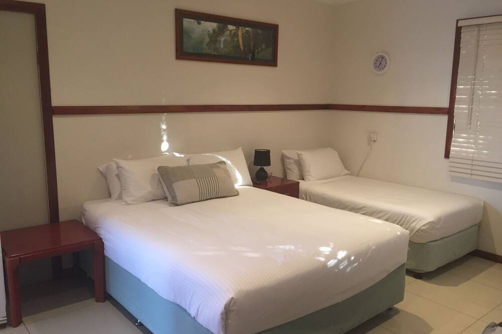 Across Country Motor Inn Dubbo