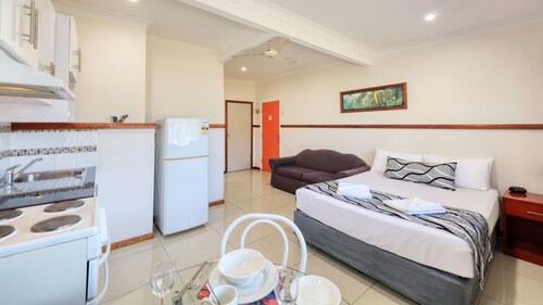 Across Country Motor Inn Dubbo