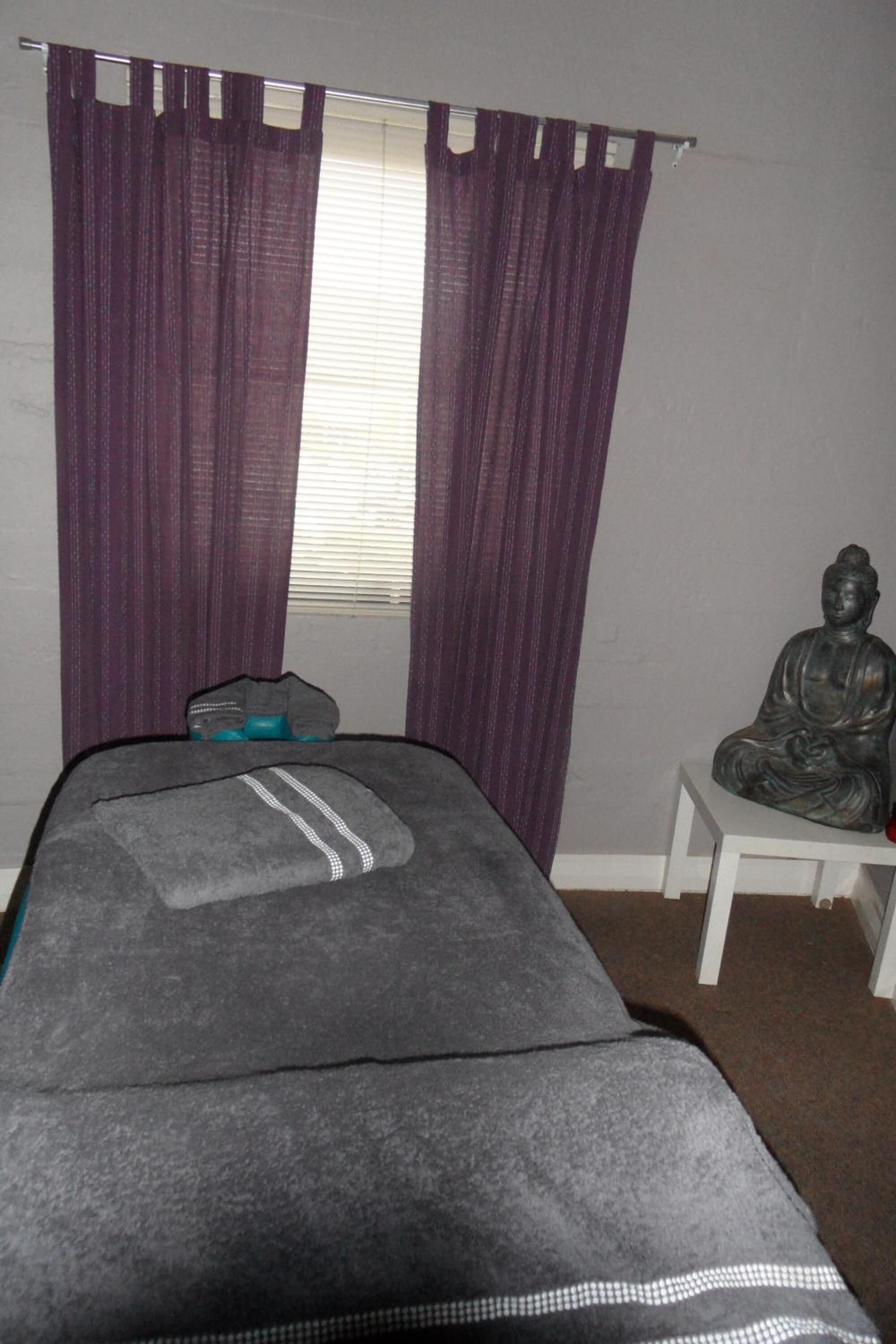 iron/ironing board, free wifi