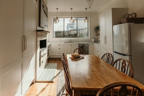 Abbey’s Spa Cottage | Private kitchen
