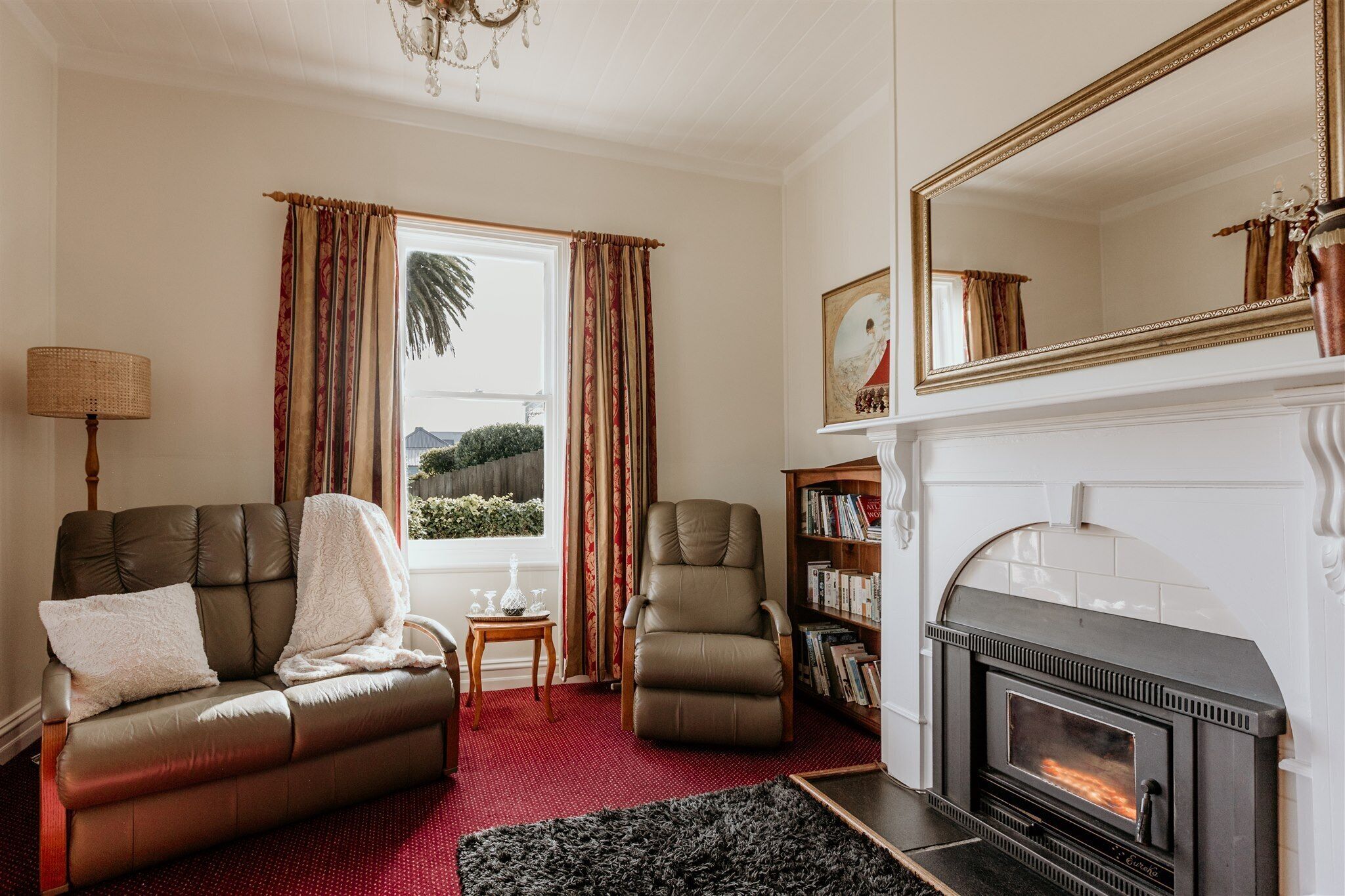 abbey’s spa cottage | living area