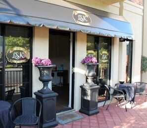 Reception - Luxe Spa on Kensington (East Perth)