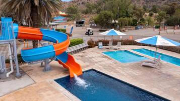 3 outdoor pools, pool umbrellas, pool loungers