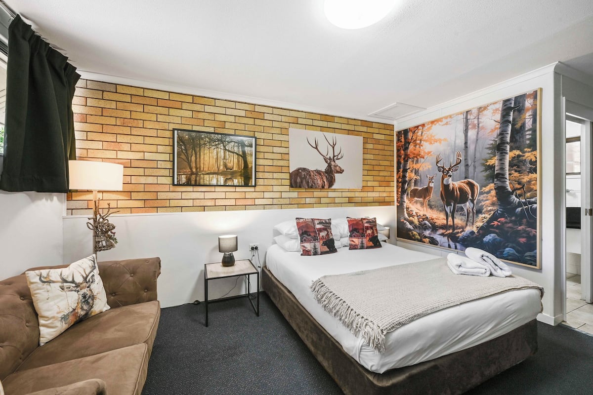 Queen Room