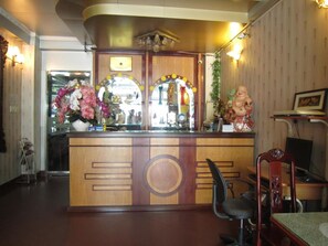 Reception - Tan Hoang Long Hotel District 5 (Ho Chi Minh City)