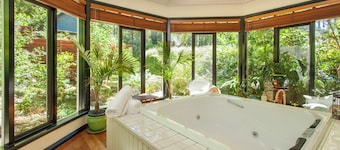 Garden Cottage at Fern Falls Cottages