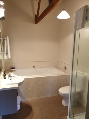 Free toiletries, towels
