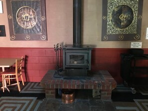 Interior - Cottonwood Lodge (Berridale)