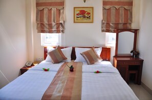 Egyptian cotton sheets, premium bedding, down comforters, pillowtop beds