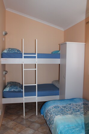 1 bedroom, iron/ironing board, bed sheets